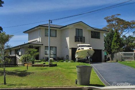 Property photo of 24 Tergur Crescent Caringbah NSW 2229