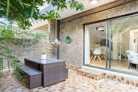 Property photo of 3/5 Cranbrook Avenue Cremorne NSW 2090