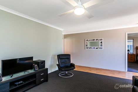 Property photo of 11 Oxenholme Way Waikiki WA 6169