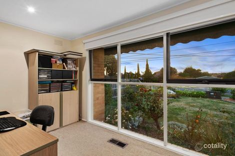 Property photo of 55 Winmalee Drive Glen Waverley VIC 3150