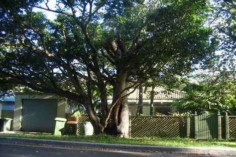 13 Woodfield Ave, Bundeena, NSW 2230