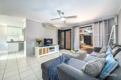 Property photo of 2/12 Orkney Place Labrador QLD 4215