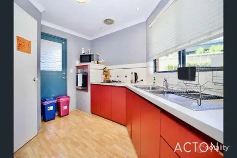 Property photo of 14 Bopeechee Way Port Kennedy WA 6172