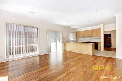 Property photo of 15 Donvale Avenue Roxburgh Park VIC 3064