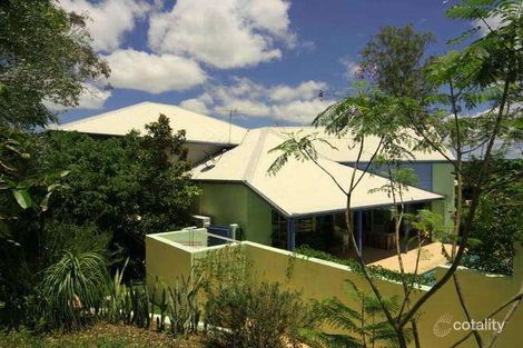 Property photo of 11 Summit Place Mount Ommaney QLD 4074