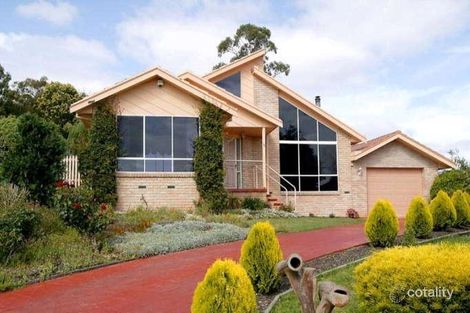 18 Harmony Cl, Lilydale, VIC 3140