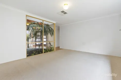 Property photo of 7 Vinten Rise Leeming WA 6149