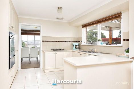 Property photo of 6 Florence Avenue Berwick VIC 3806