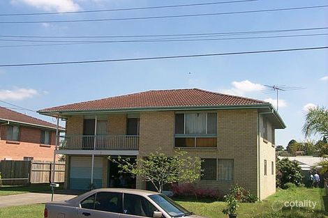 10 Glenside St, Wavell Heights, QLD 4012