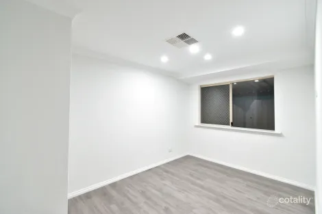 Property photo of 19 Groundlark Close East Cannington WA 6107