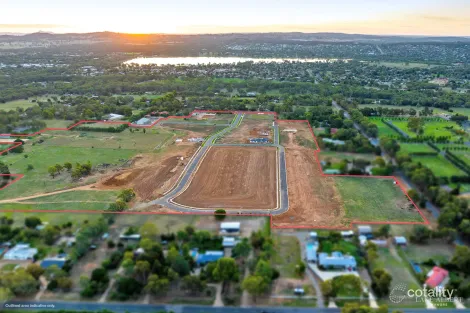 Property photo of 4 Orangebark Loop Lake Albert NSW 2650