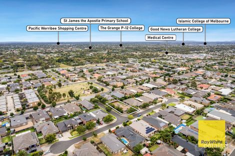 Property photo of 2 Tenterfield Place Tarneit VIC 3029