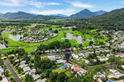 Property photo of 35 Carramar Crescent Caravonica QLD 4878