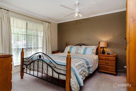 Property photo of 22 Equestrian Drive Woodcroft SA 5162