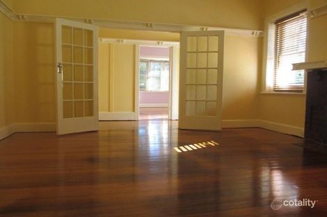 33 Denman Ave, St Kilda East, VIC 3183