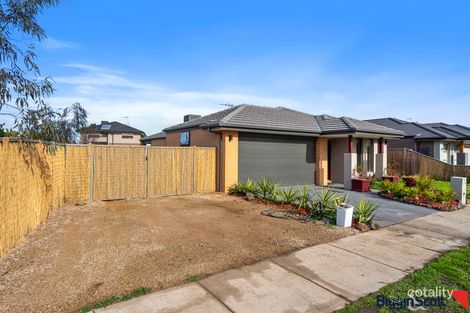 Property photo of 3 Flora Grove Kurunjang VIC 3337