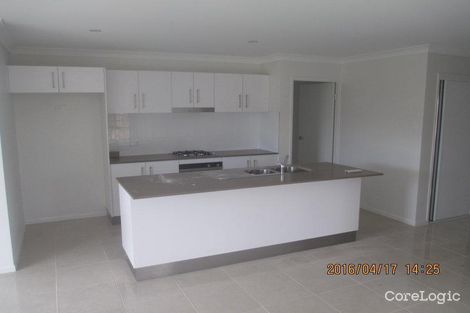 Property photo of 28 Bulla Place Kelso QLD 4815