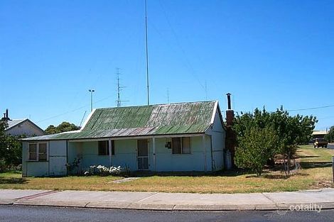 12 Third St, Harvey, WA 6220