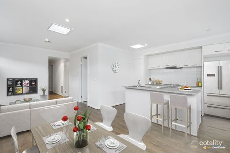 Property photo of 9 Mossey Crescent Cranbourne East VIC 3977