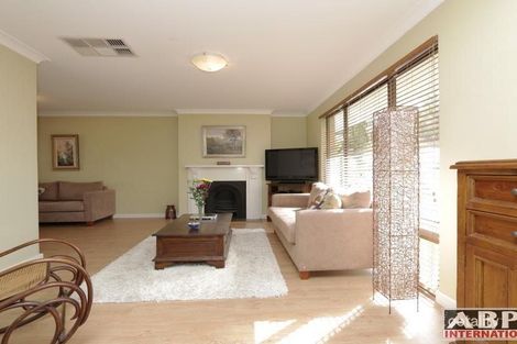Property photo of 5 Tupper Place Bateman WA 6150