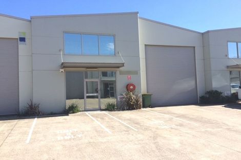 2/2 Joule Pl, Tuggerah, NSW 2259