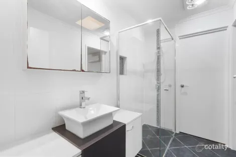 Property photo of 6/8 Briggs Road Springwood QLD 4127