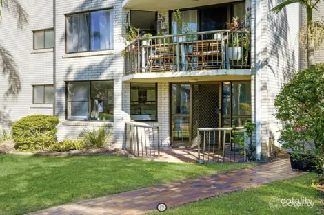 Property photo of 4/40 Murev Way Carrara QLD 4211