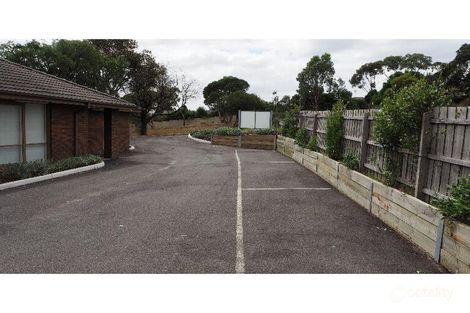 Property photo of 46 Heatherton Road Endeavour Hills VIC 3802