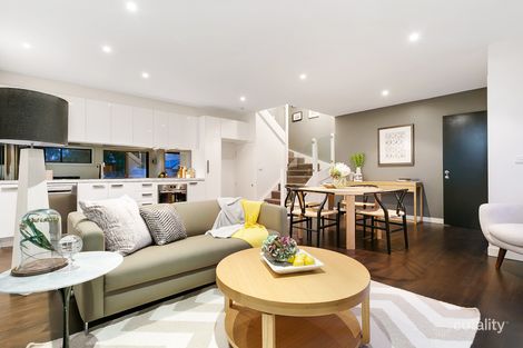 Property photo of 2/17 Martin Street St Kilda VIC 3182