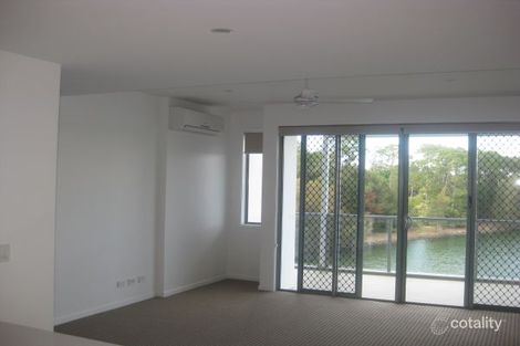 Property photo of 19/4 Ben Lexcen Place Robina QLD 4226