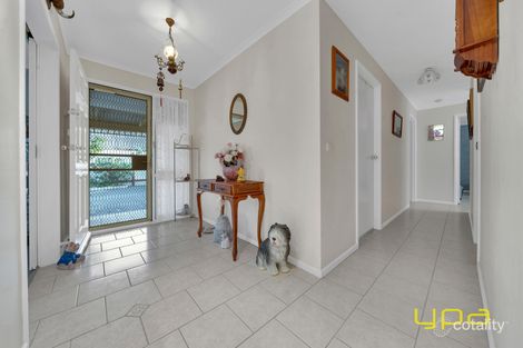 Property photo of 16 Flinders Court Cranbourne North VIC 3977