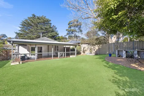 Property photo of 105 Woodcourt Road Berowra Heights NSW 2082