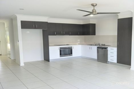 Property photo of 28/15-21 St Anthony Drive Alexandra Hills QLD 4161