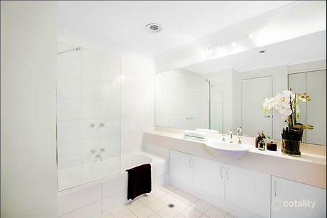 Property photo of 15/88 Wells Street Southbank VIC 3006