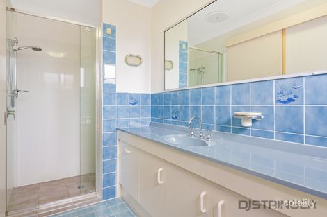 Property photo of 17 Karingal Avenue Bilambil Heights NSW 2486