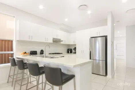 Property photo of 1/19 Chiswick Road Greenacre NSW 2190
