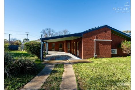 21 Inglis St, Lake Albert, NSW 2650
