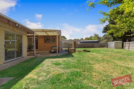 Property photo of 2 Kelso Place Berwick VIC 3806