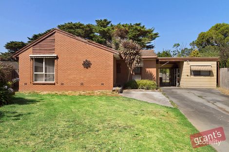 Property photo of 2 Kelso Place Berwick VIC 3806
