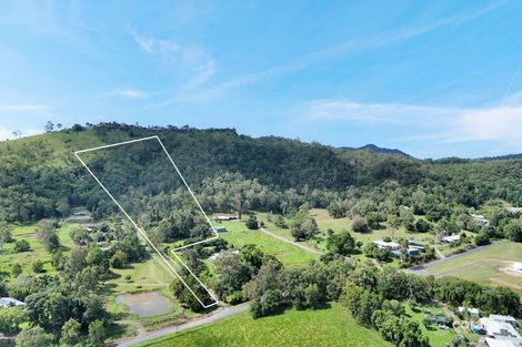 2038 Maraju-Yakapari Rd, The Leap, QLD 4740