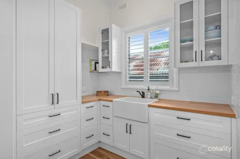 Property photo of 14 Roy Street Lorn NSW 2320