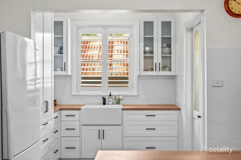 Property photo of 14 Roy Street Lorn NSW 2320