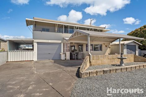24 Lindley Rd, Halls Head, WA 6210