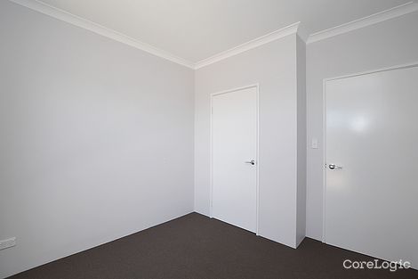 Property photo of 22 Sweetgum Way Piara Waters WA 6112