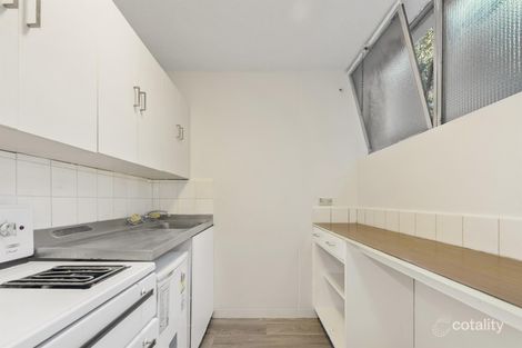 Property photo of 24/50-58 Roslyn Gardens Rushcutters Bay NSW 2011