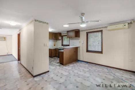 Property photo of 42 Kenneth Road Morphett Vale SA 5162