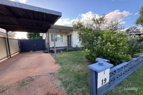 1/19 Banks Cres, Sunset, QLD 4825