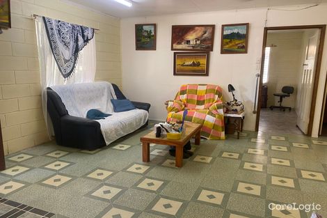 Property photo of 32 Rainbow Street Armstrong Beach QLD 4737