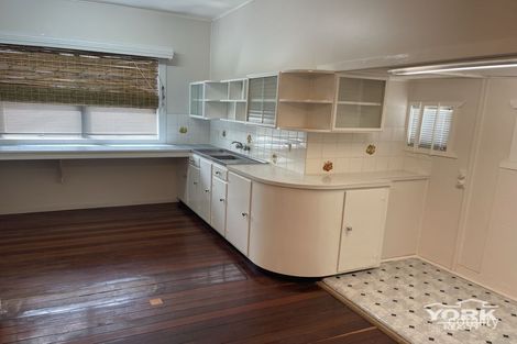 Property photo of 22 Ruthven Street Harlaxton QLD 4350