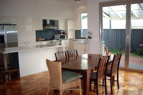 Property photo of 30 Emo Road Malvern East VIC 3145